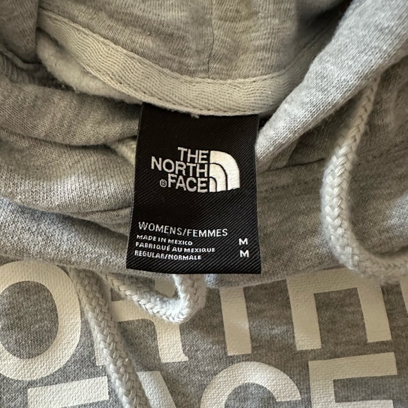 north face sweatshirt - Picture 2 of 3